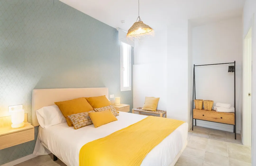 Apartamentos Luna Suites Palacio Dorita-1